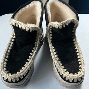 Like NEW - MOU Chunky Sneaker Boots